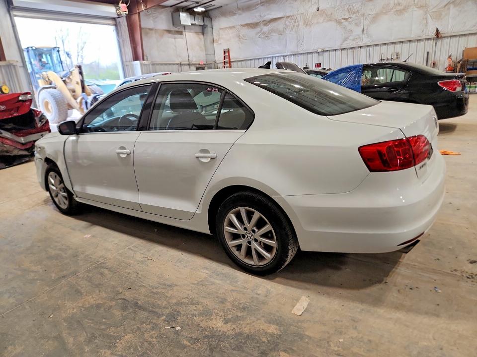 52556536 :رقم المزاد ، 3VWD17AJ6EM408518 vin ، 2014 Volkswagen Jetta مزاد بيع