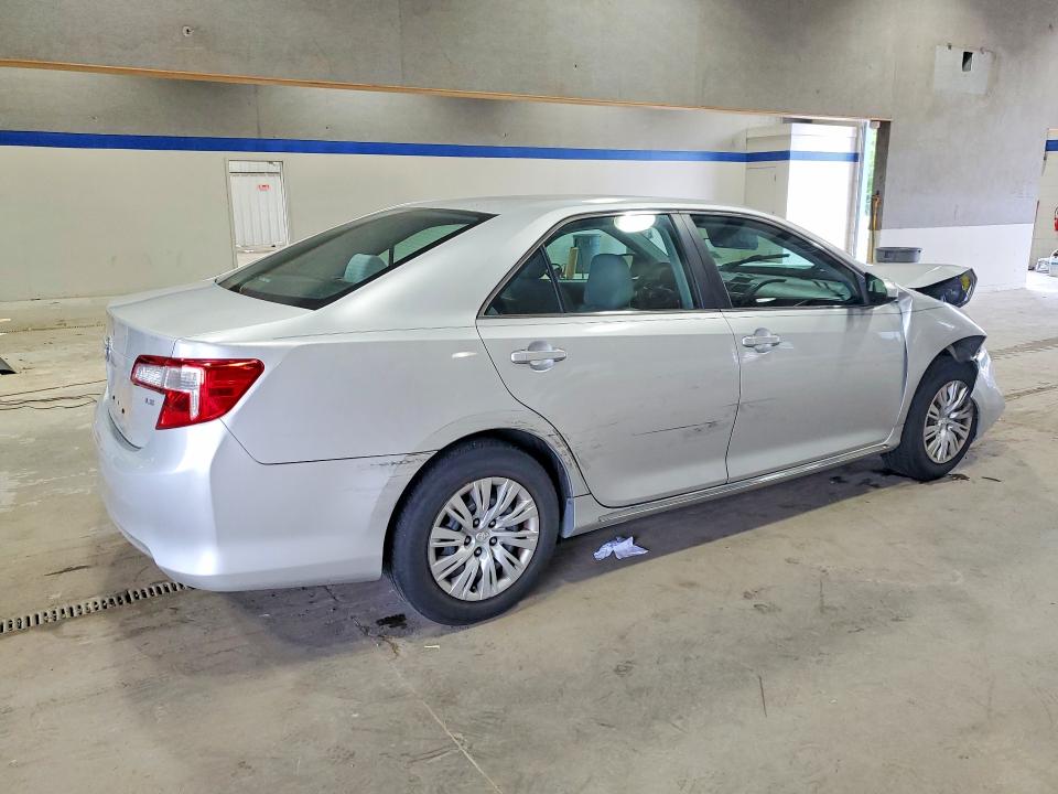52508926 :رقم المزاد ، 4T4BF1FK0DR310672 vin ، 2013 Toyota Camry مزاد بيع
