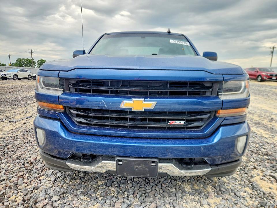 2017 Chevrolet Silverado მანქანა იყიდება აუქციონზე, vin: 3GCUKREC3HG431250, აუქციონის ნომერი: 53795726