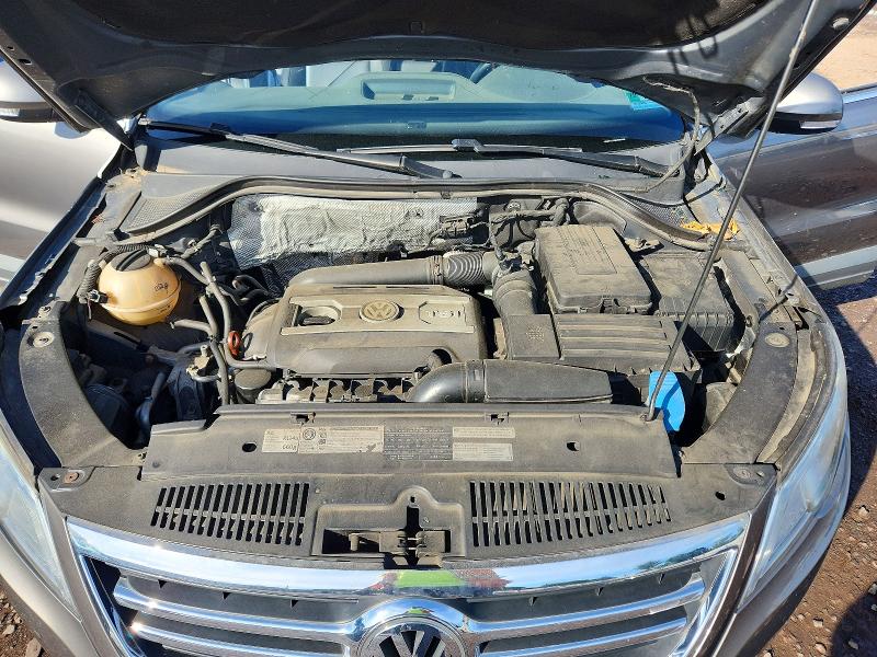 54691776 :رقم المزاد ، WVGBV7AX4BW560596 vin ، 2011 Volkswagen Tiguan مزاد بيع