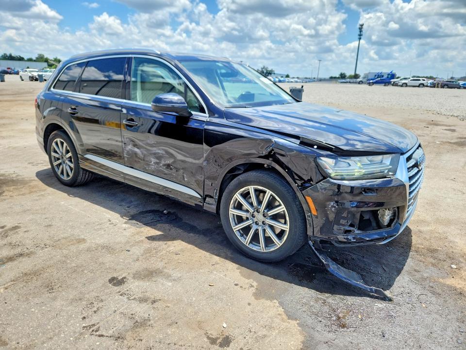 53656306 :رقم المزاد ، WA1LAAF72JD031730 vin ، 2018 Audi Q7 مزاد بيع