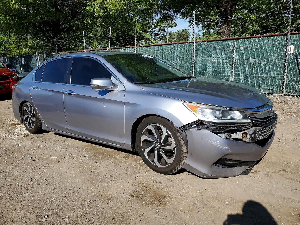 51983386 :رقم المزاد ، 1HGCR2F72HA034841 vin ، 2017 Honda Accord مزاد بيع