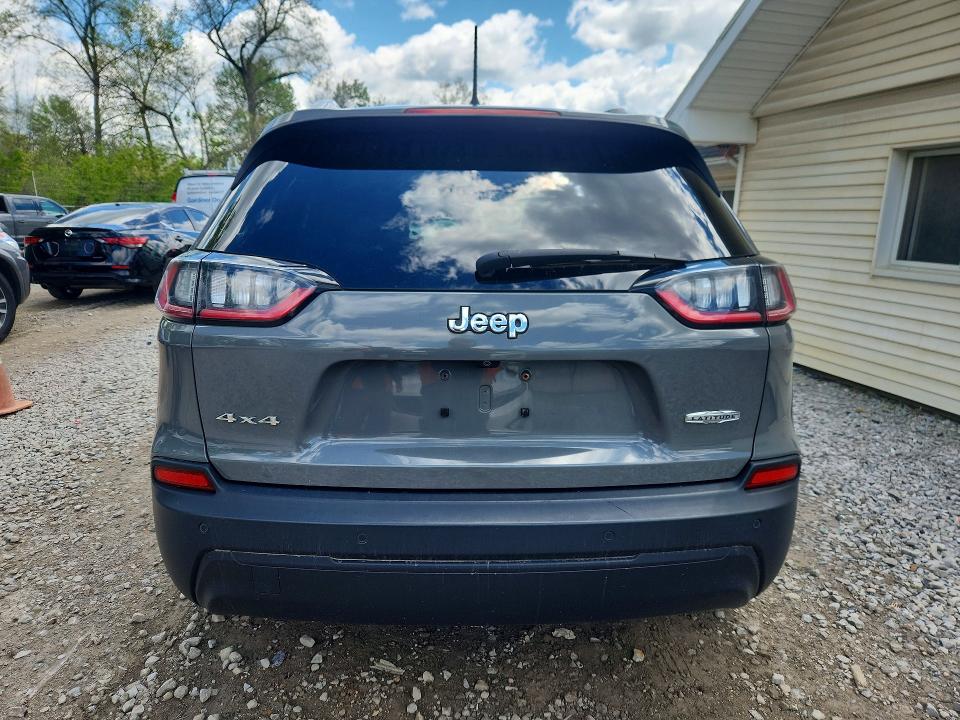 52646786 :رقم المزاد ، 1C4PJMLB6KD390341 vin ، 2019 Jeep Cherokee مزاد بيع