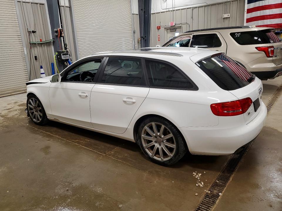 54922566 :رقم المزاد ، WAUSFAFL6AA008076 vin ، 2010 Audi A4 مزاد بيع