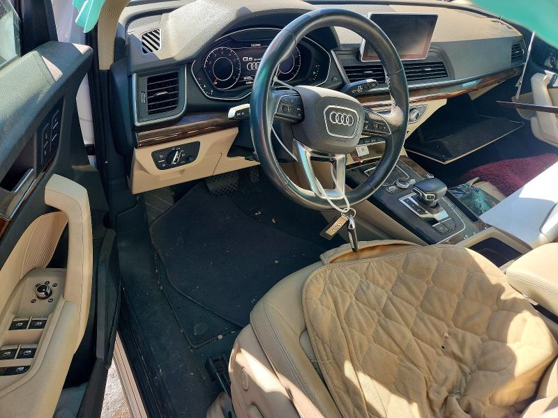 52509126 :رقم المزاد ، WA1BNAFY2J2068054 vin ، 2018 Audi Q5 مزاد بيع