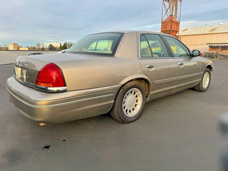 Aukcja sprzedaży 2001 Ford Crown Victoria, vin: 2FAFP74W41X162882, numer aukcji: 55462656