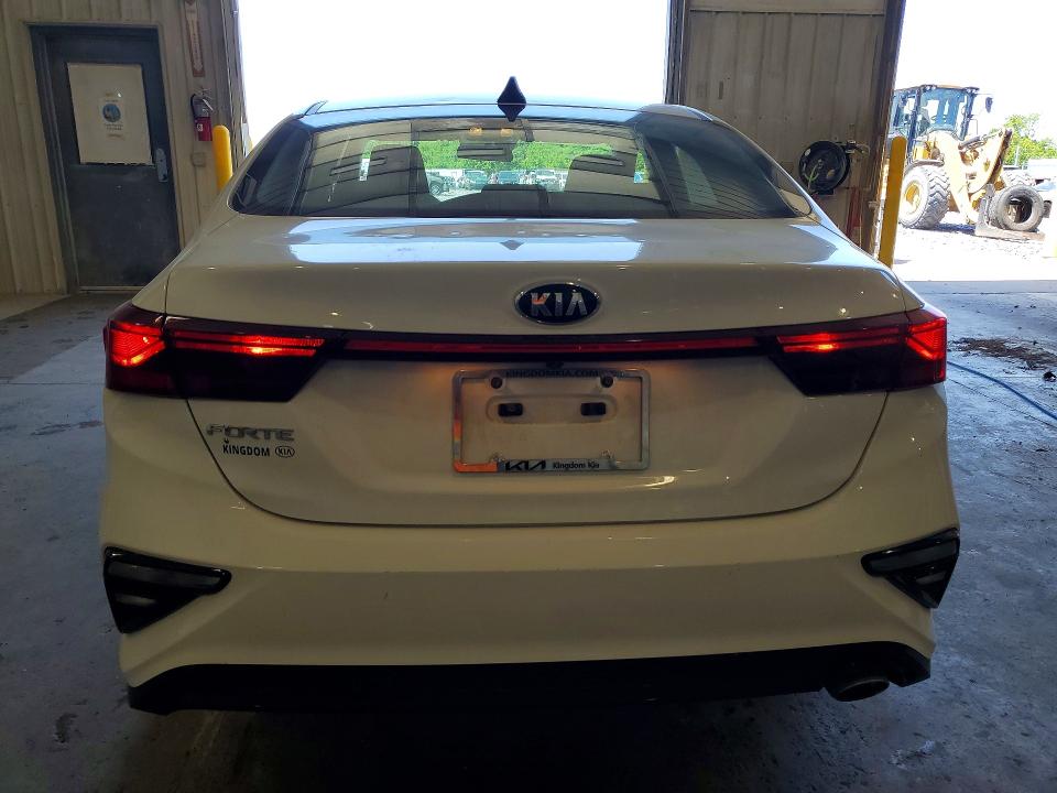 52707876 :رقم المزاد ، 3KPF24AD2ME346903 vin ، 2021 Kia Forte مزاد بيع