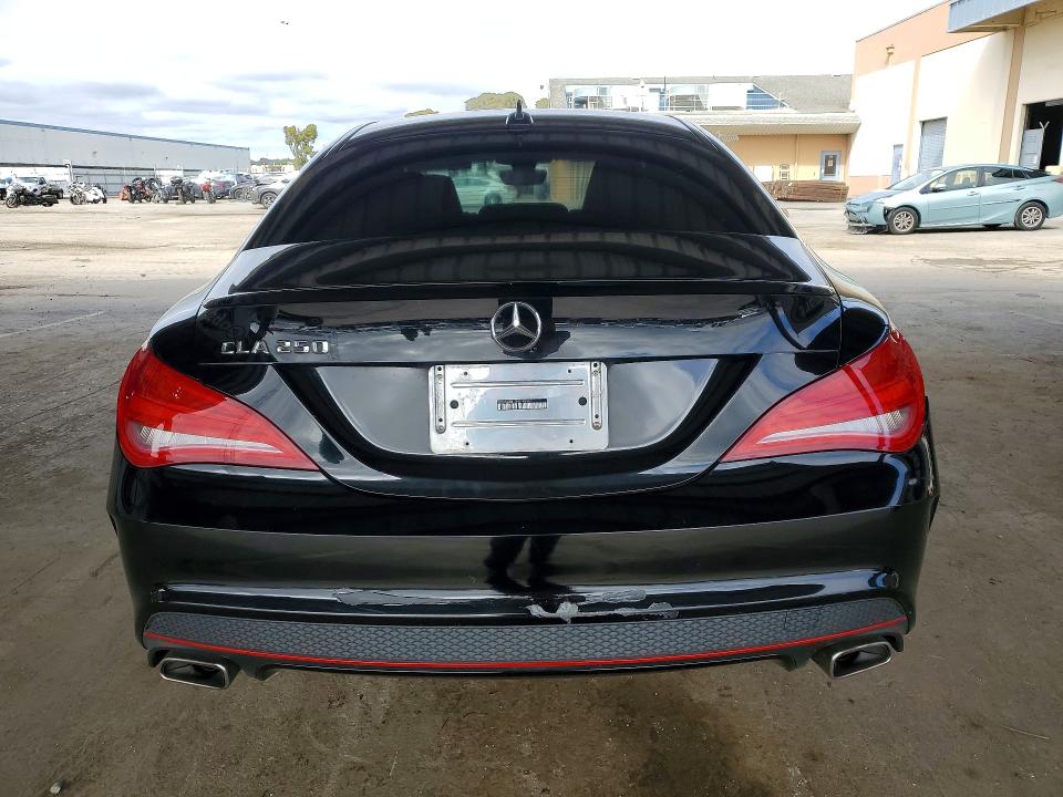 55800686 :رقم المزاد ، WDDSJ4EB5GN388286 vin ، 2016 Mercedes-benz Cla مزاد بيع