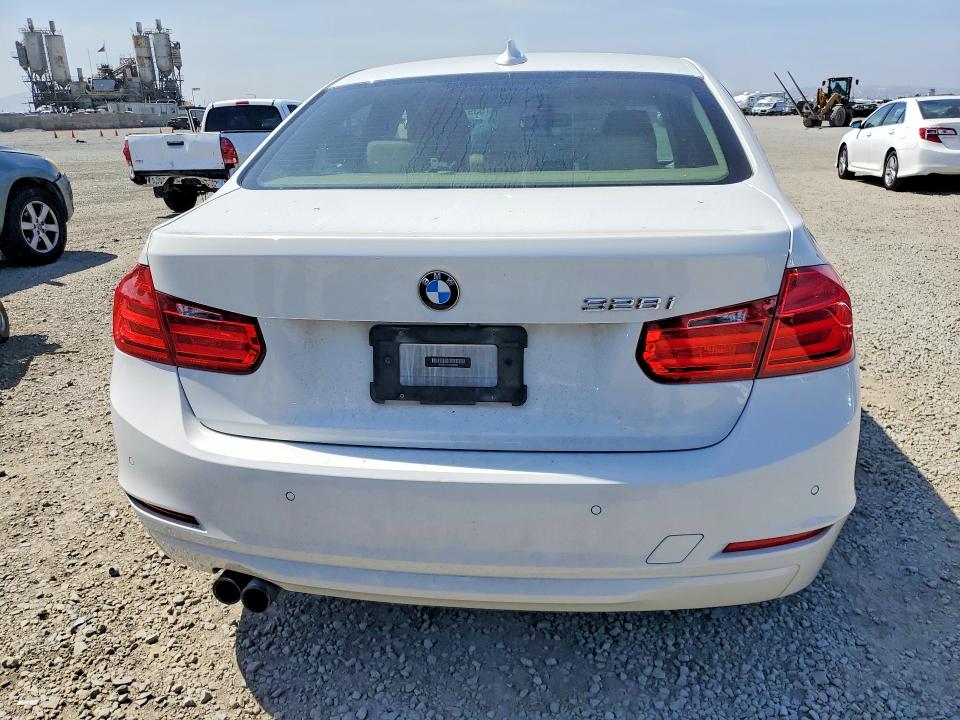 Продажа на аукционе авто 2015 Bmw 328, vin: WBA3C1C54FP853581, номер лота: 53911366