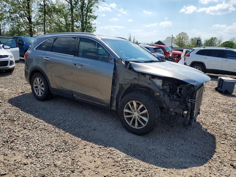 53531256 :رقم المزاد ، 5XYPGDA36HG244784 vin ، 2017 Kia Sorento مزاد بيع