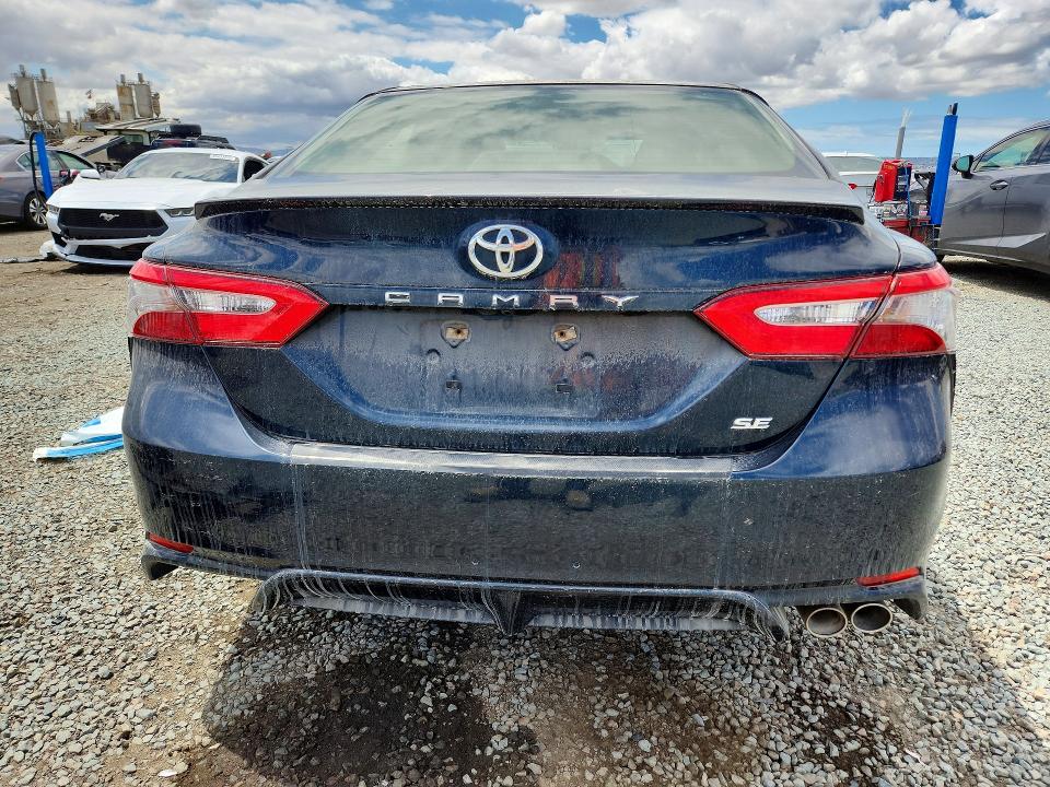 47287876 :رقم المزاد ، JTNB11HK4J3039302 vin ، 2018 Toyota Camry مزاد بيع