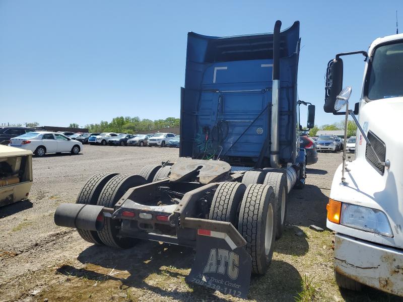 46778176 :رقم المزاد ، 4V4NC9TGX9N273106 vin ، 2009 Volvo Vn مزاد بيع