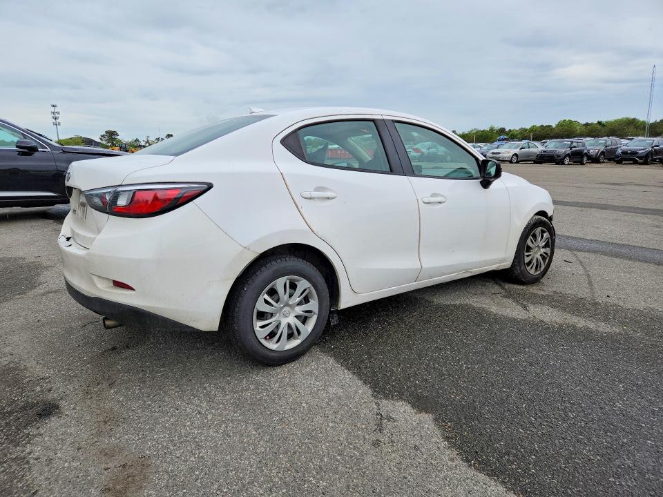 2019 Toyota Yaris მანქანა იყიდება აუქციონზე, vin: 3MYDLBYV3KY509224, აუქციონის ნომერი: 54165946
