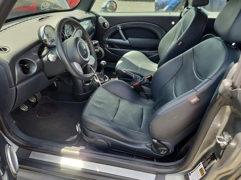 54536986 :رقم المزاد ، WMWRH33435TF82181 vin ، 2005 Mini Cooper مزاد بيع