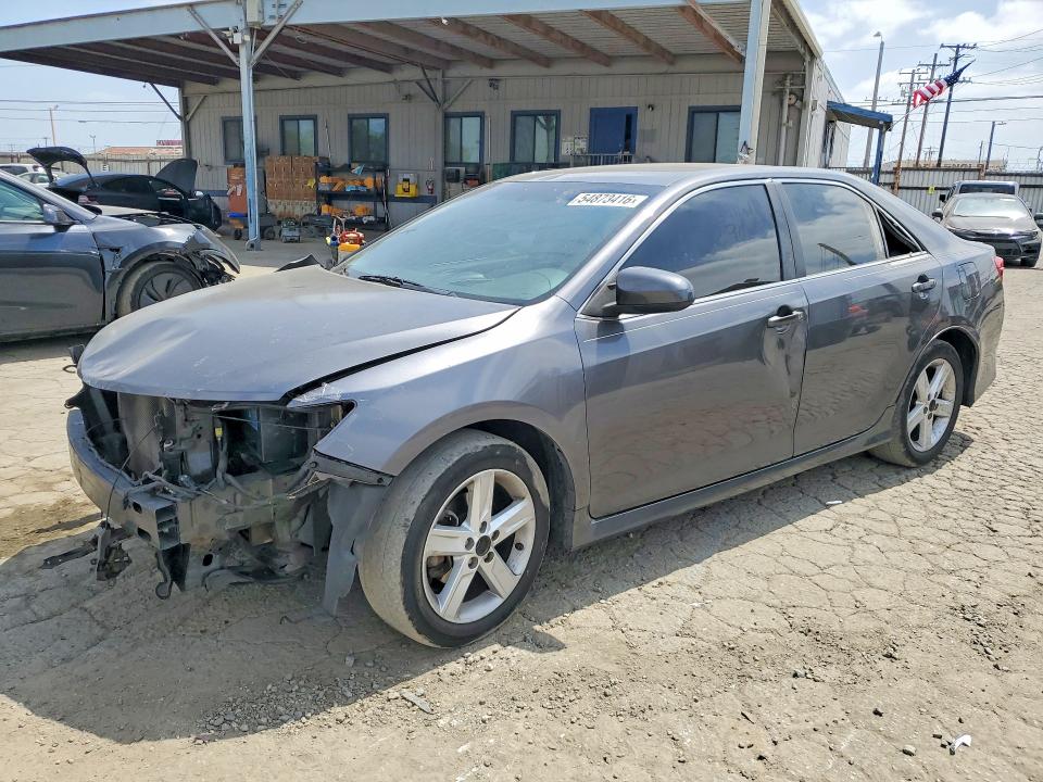 54873416 :رقم المزاد ، 4T1BF1FK8DU647830 vin ، 2013 Toyota Camry مزاد بيع