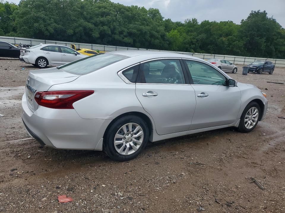 55137136 :رقم المزاد ، 1N4AL3AP0JC289900 vin ، 2018 Nissan Altima مزاد بيع