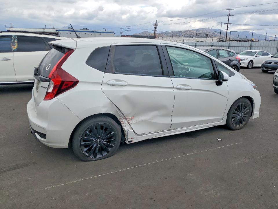 54944496 :رقم المزاد ، 3HGGK5H63LM727442 vin ، 2020 Honda Fit مزاد بيع