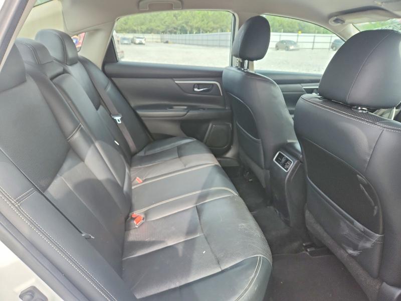 Продажа на аукционе авто 2018 Nissan Altima, vin: 1N4AL3AP8JC153899, номер лота: 54636266