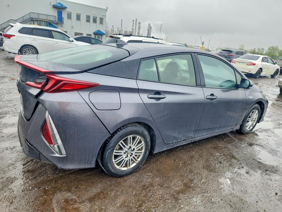 Продажа на аукционе авто 2018 Toyota Prius Prime, vin: JTDKARFP7J3072201, номер лота: 54719716