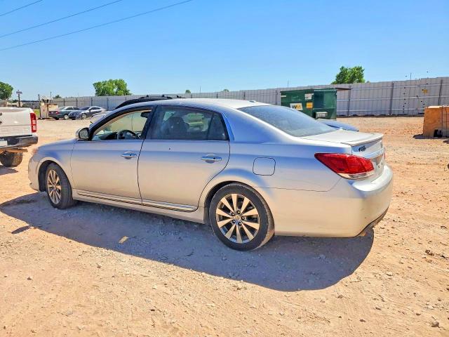 2011 Toyota Avalon მანქანა იყიდება აუქციონზე, vin: 4T1BK3DB6BU433782, აუქციონის ნომერი: 52703596
