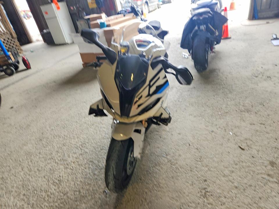 53320146 :رقم المزاد ، WB10E6305R6K00458 vin ، 2024 Bmw S 1000 مزاد بيع