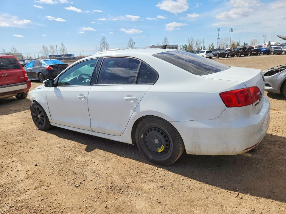 52166096 :رقم المزاد ، 3VWDK7AJ9EM334606 vin ، 2014 Volkswagen Jetta مزاد بيع