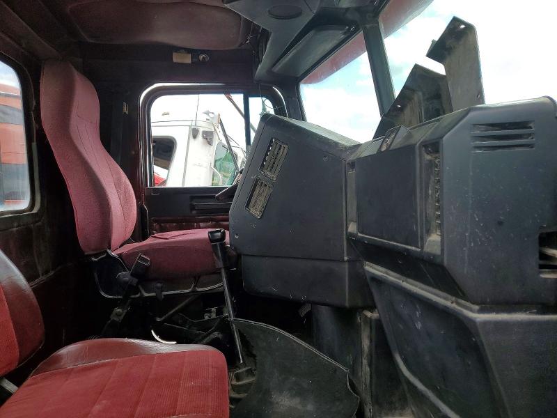 Продажа на аукционе авто 1993 Freigliner Conventional, vin: 1FUY3LYB9PH487415, номер лота: 50279036