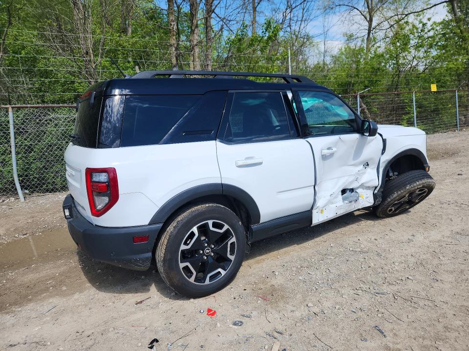Продаж на аукціоні авто 2022 Ford Bronco Sport, vin: 3FMCR9C68NRD81042, номер лоту: 53050656