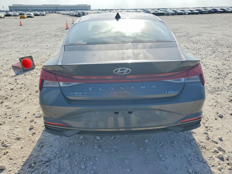 2022 Hyundai Elantra მანქანა იყიდება აუქციონზე, vin: 5NPLP4AG9NH068061, აუქციონის ნომერი: 53741846