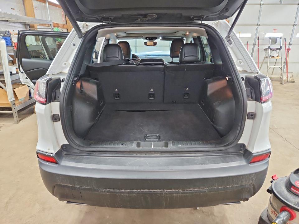 52742856 :رقم المزاد ، 1C4PJLLX0KD270900 vin ، 2019 Jeep Cherokee مزاد بيع