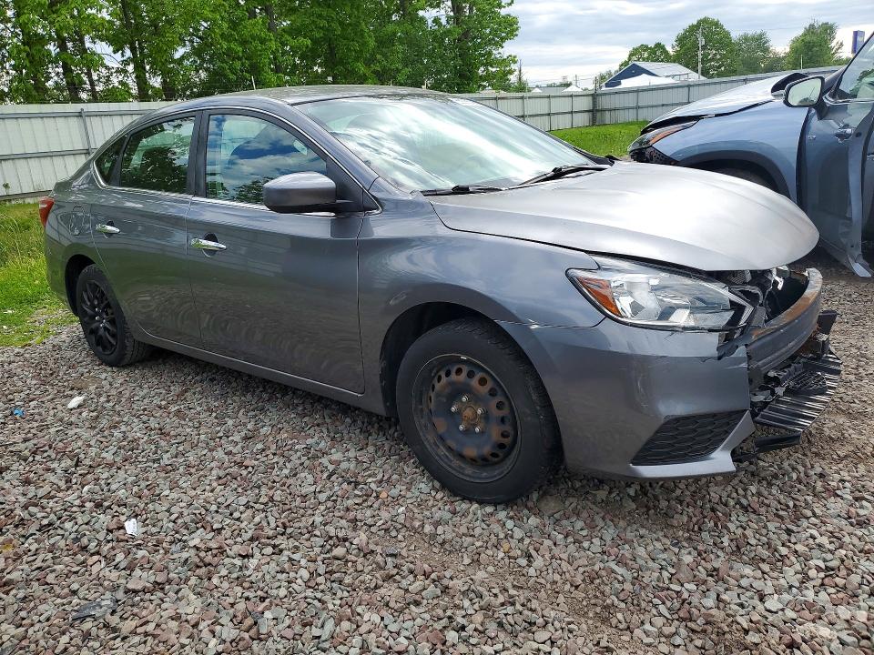 55555796 :رقم المزاد ، 3N1AB7APXJY221585 vin ، 2018 Nissan Sentra مزاد بيع