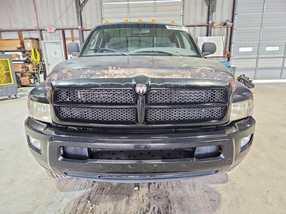53847636 :رقم المزاد ، 1B7KF23641J520894 vin ، 2001 Dodge Ram 2500 مزاد بيع