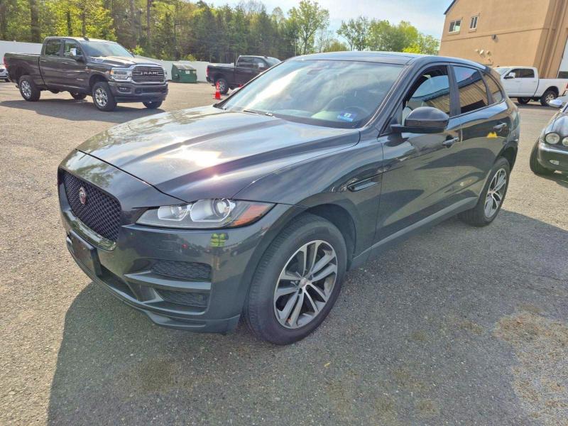53378116 :رقم المزاد ، SADCJ2BV7HA050368 vin ، 2017 Jaguar F-pace مزاد بيع