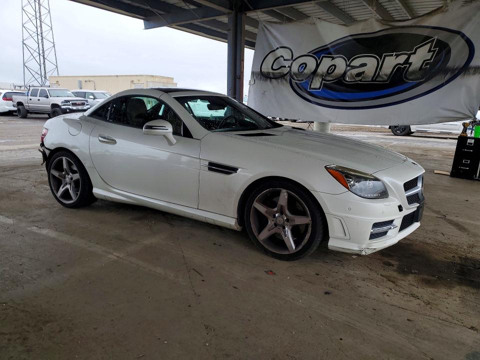 Aukcja sprzedaży 2013 Mercedes-benz Slk, vin: WDDPK5HA9DF055431, numer aukcji: 52188216