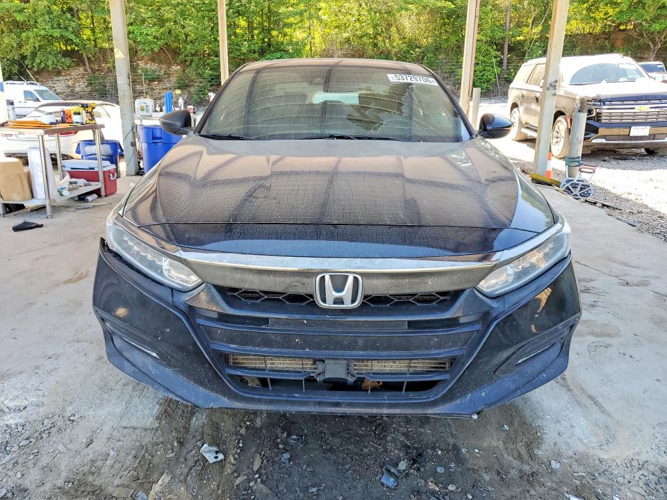 Продажа на аукционе авто 2018 Honda Accord, vin: 1HGCV2F3XJA049084, номер лота: 53729706