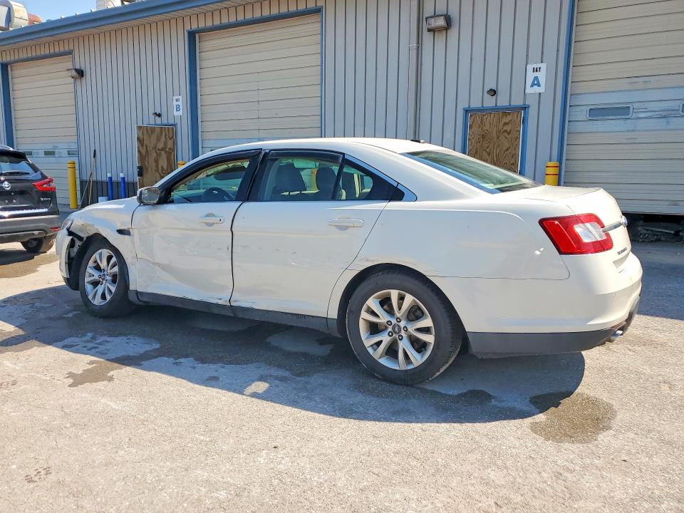 52894506 :رقم المزاد ، 1FAHP2HW5CG138203 vin ، 2012 Ford Taurus مزاد بيع
