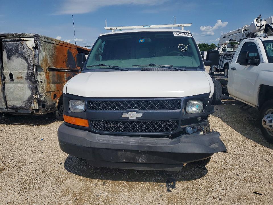2016 Chev Express G2500 მანქანა იყიდება აუქციონზე, vin: 1GCWGAFF8G1286613, აუქციონის ნომერი: 52999956