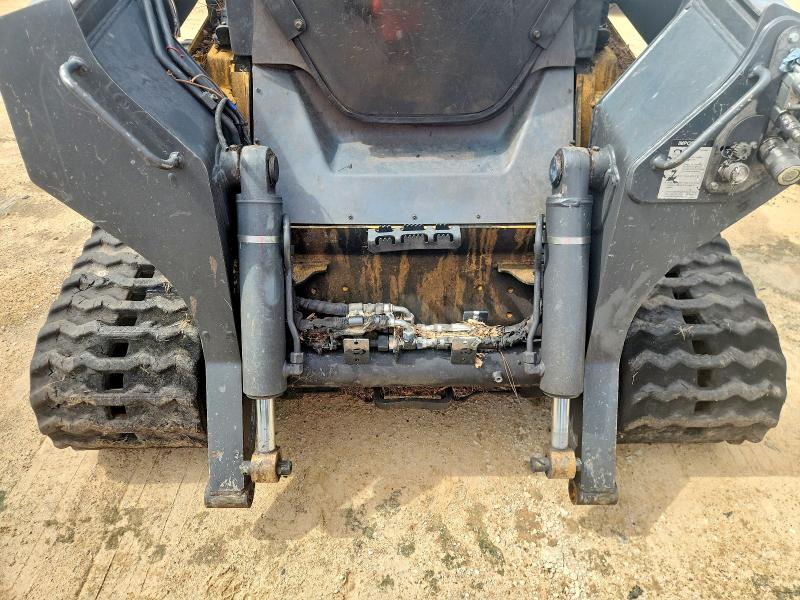 55181956 :رقم المزاد ، 1T0333GMEPF444753 vin ، 2023 John Deere 333g مزاد بيع