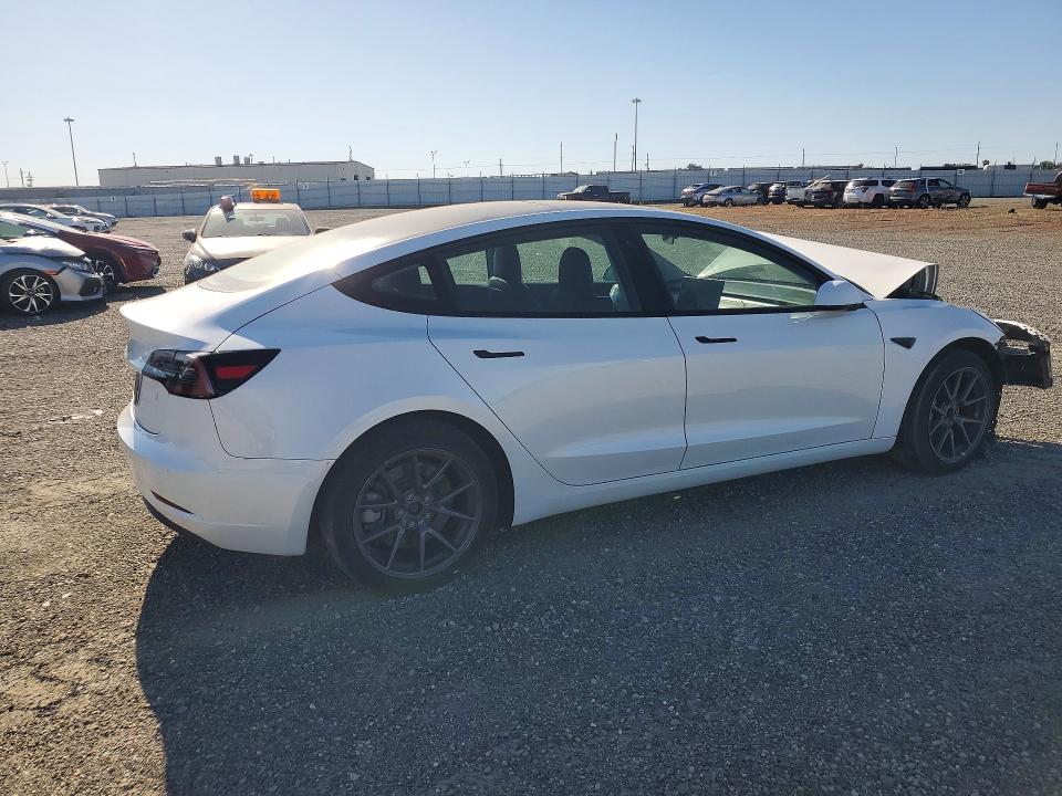 95157985 :رقم المزاد ، 5YJ3E1EA6NF362039 vin ، 2022 Tesla Model 3 مزاد بيع