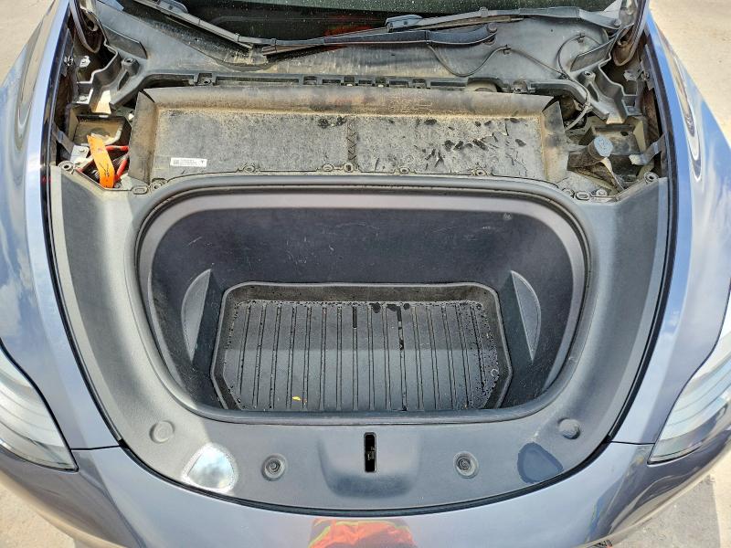 52342056 :رقم المزاد ، 7SAYGDEF9NF452401 vin ، 2022 Tesla Model Y مزاد بيع