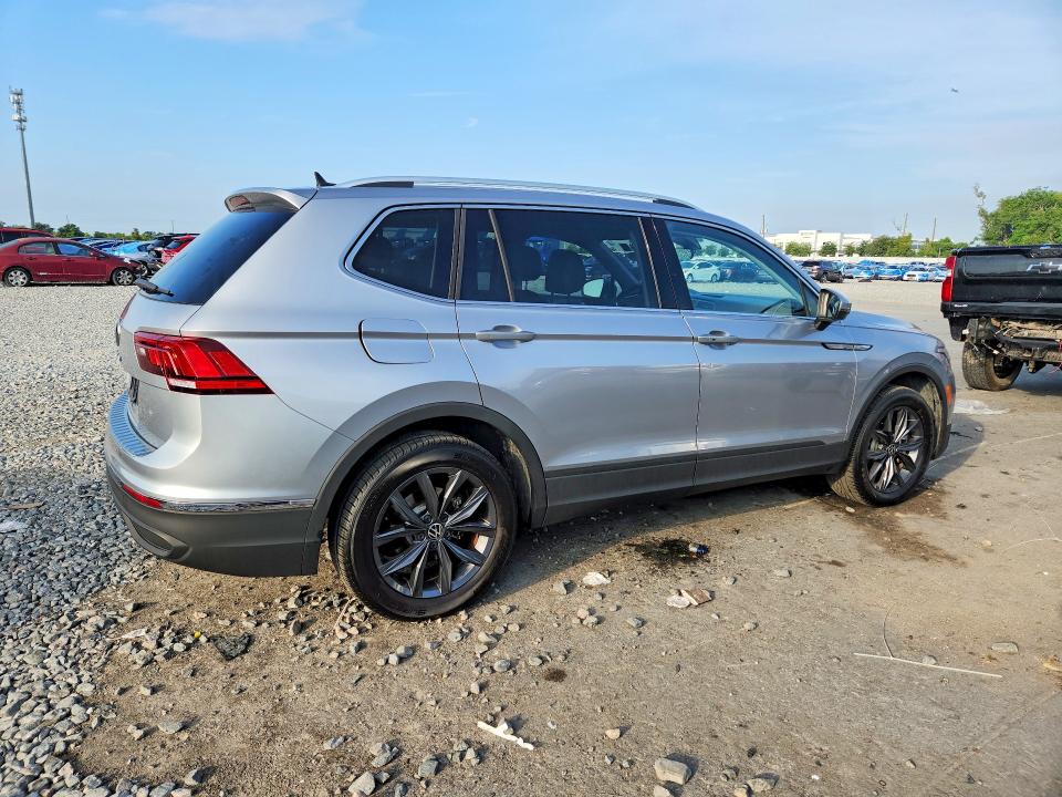 2022 Volkswagen Tiguan მანქანა იყიდება აუქციონზე, vin: 3VV3B7AX6NM020092, აუქციონის ნომერი: 53390356