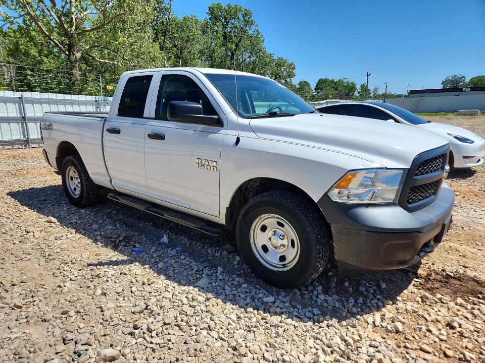 Продаж на аукціоні авто 2018 Ram 1500, vin: 1C6RR7FG5JS284409, номер лоту: 52244636