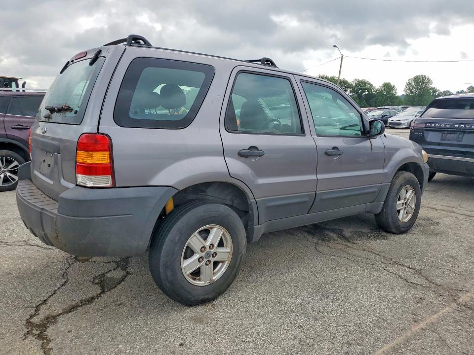 2007 Ford Escape მანქანა იყიდება აუქციონზე, vin: 1FMYU02Z47KA13069, აუქციონის ნომერი: 55186676