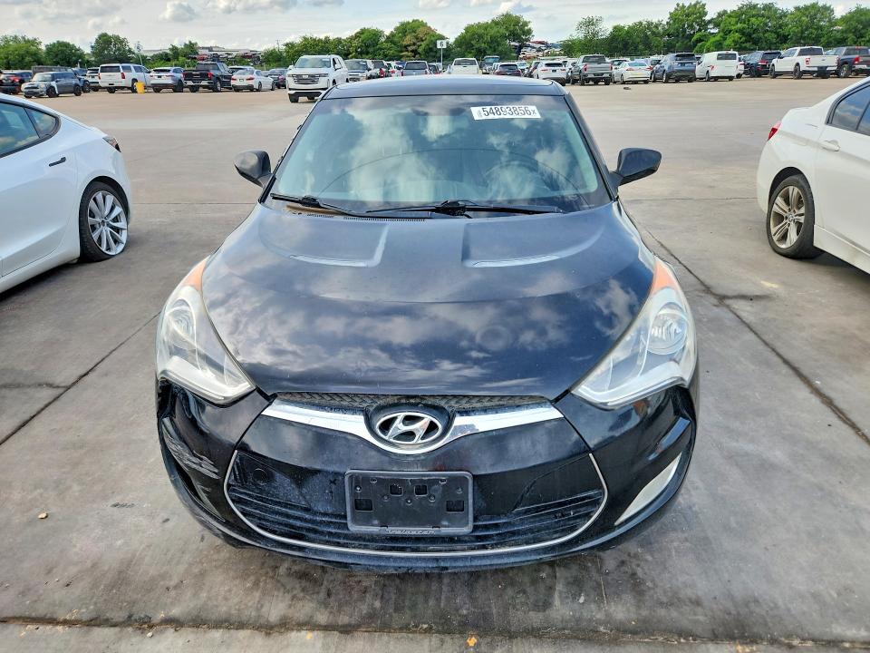 2013 Hyundai Veloster მანქანა იყიდება აუქციონზე, vin: KMHTC6AD0DU107262, აუქციონის ნომერი: 54893856