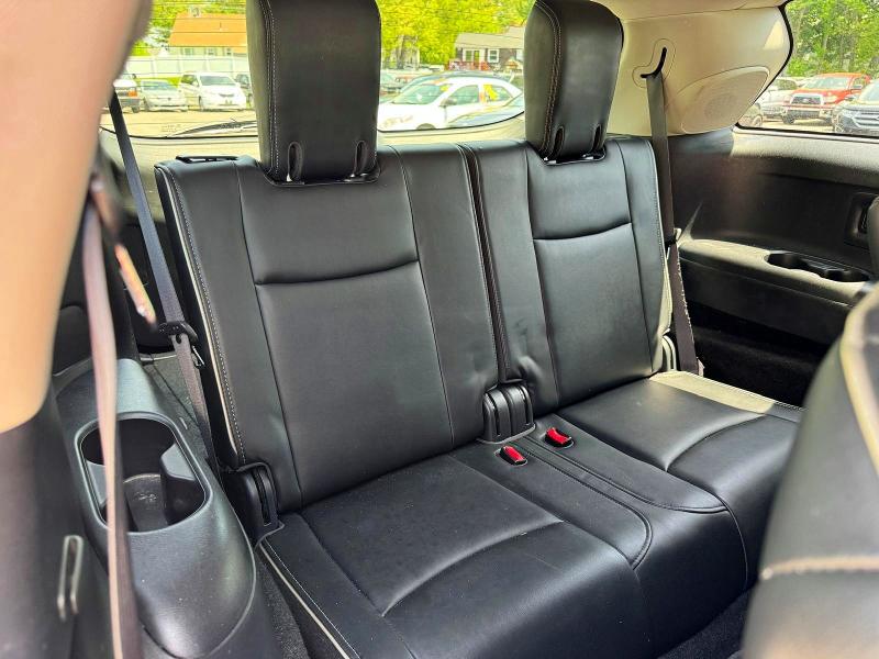 54300596 :رقم المزاد ، 5N1DL0MM9KC565978 vin ، 2019 Infiniti Qx60 مزاد بيع