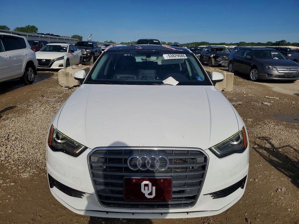 Продажа на аукционе авто 2016 Audi A3, vin: WAUA7GFF7G1002995, номер лота: 53829086