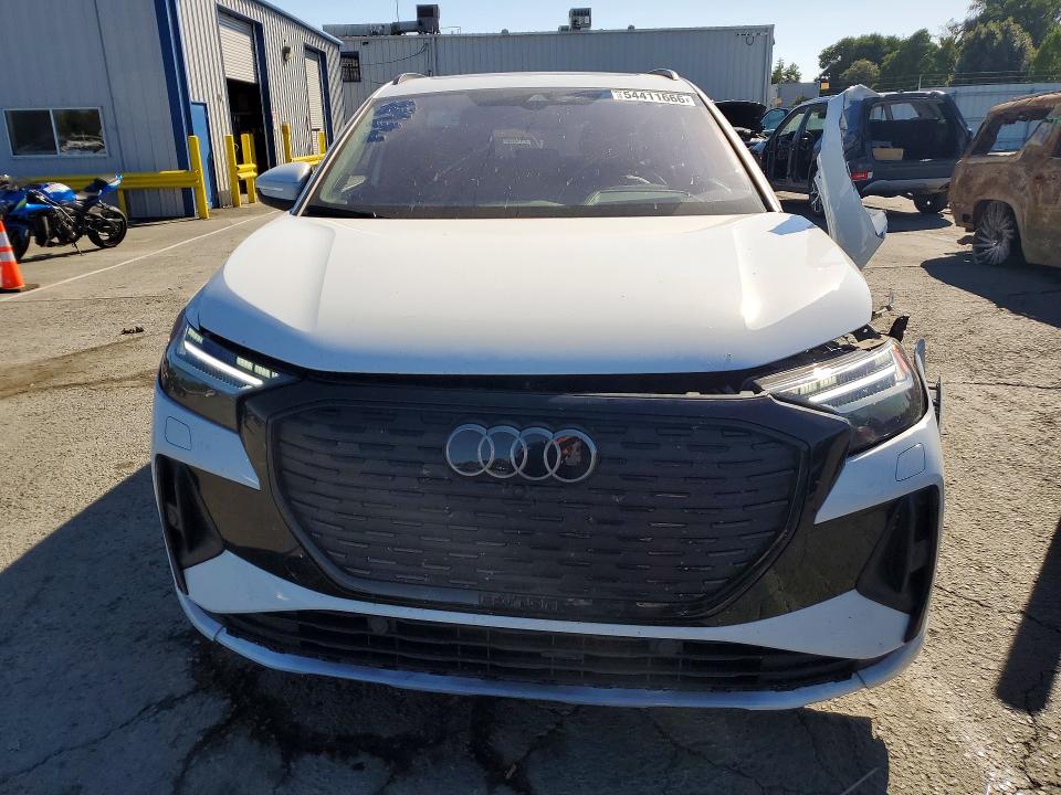 Продажа на аукционе авто 2024 Audi Q4 E-tron, vin: WA1MUBFZ3RP038666, номер лота: 54411666