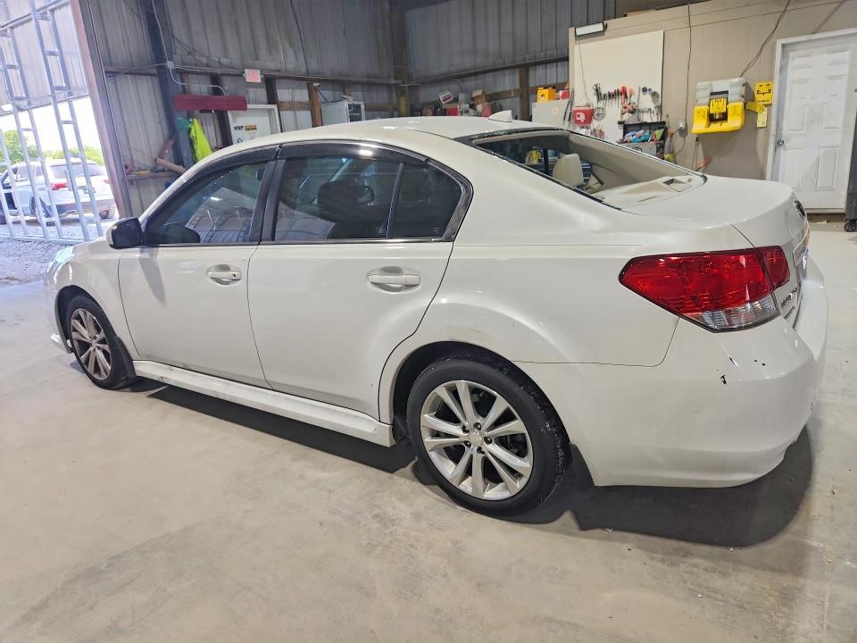 52901306 :رقم المزاد ، 4S3BMCL62E3036180 vin ، 2014 Subaru Legacy مزاد بيع