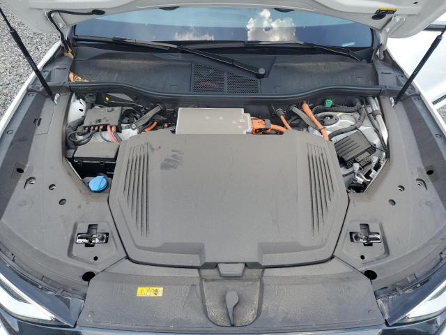 2024 Audi Q8 E-tron მანქანა იყიდება აუქციონზე, vin: WA15AAGE5RB032111, აუქციონის ნომერი: 53883006