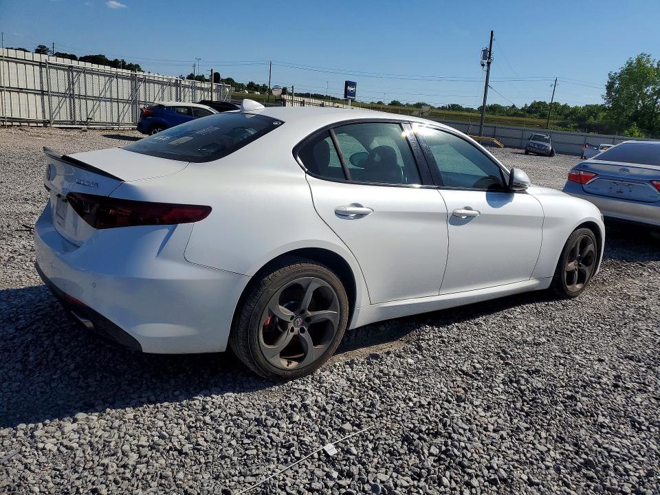 Продаж на аукціоні авто 2017 Alfa Romeo Giulia, vin: ZARFAEEN9H7560780, номер лоту: 52135246